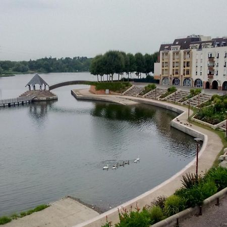 Vue Exceptionnelle Sur Le Lac Кретей Экстерьер фото