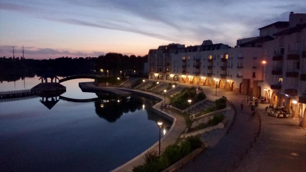 Vue Exceptionnelle Sur Le Lac Кретей Экстерьер фото