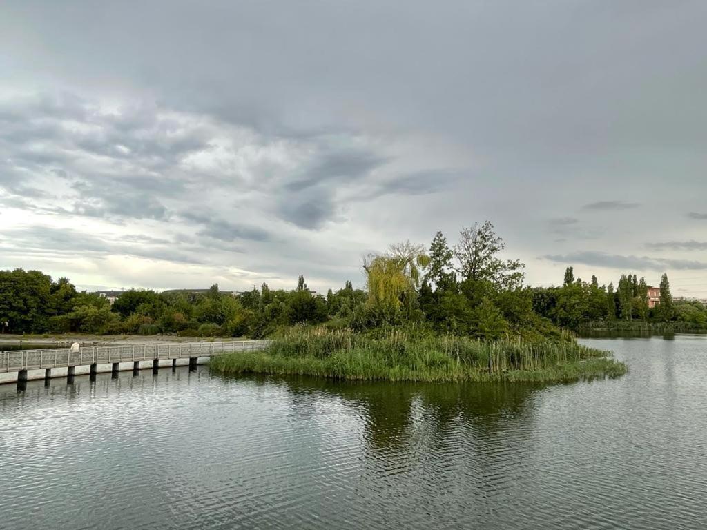 Vue Exceptionnelle Sur Le Lac Кретей Экстерьер фото